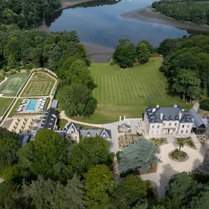 chateau-de-locguenole.inbrittany.com/